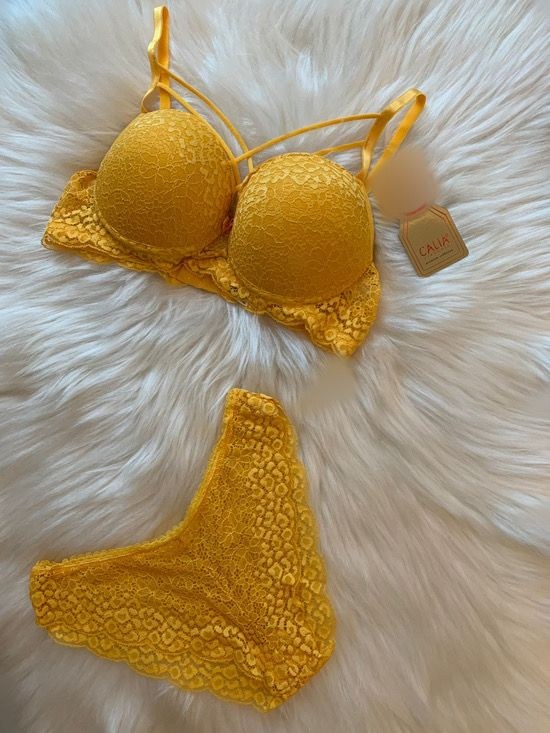 Calia 3027 Dandelli Çarpaz İpli Takım