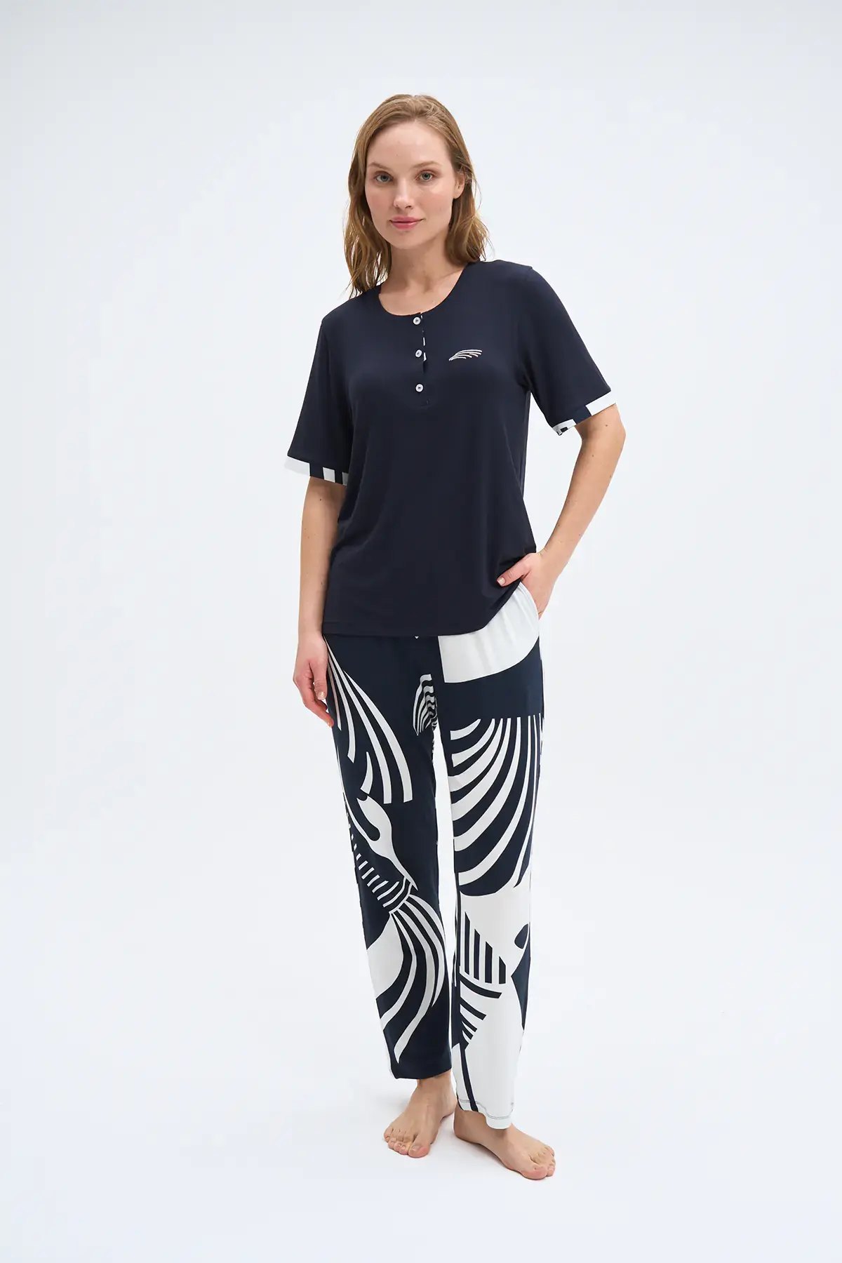 Pijadore 2020 (M-L-XL-XXL) Kısa Kollu Üç Düğmeli Bayan Pijama Takım
