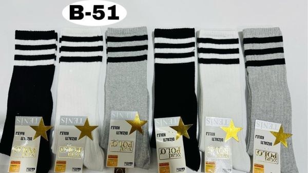XGRİ B-51 BAYAN DİZALTI ÇİZGİLİ KOLEJ ÇORAP BEYAZ