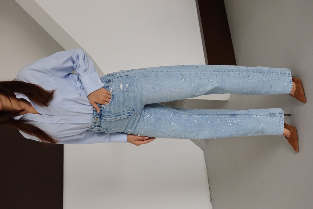 Yüksek Bel Taş Detaylı Lıght Blue Jean Pantolon