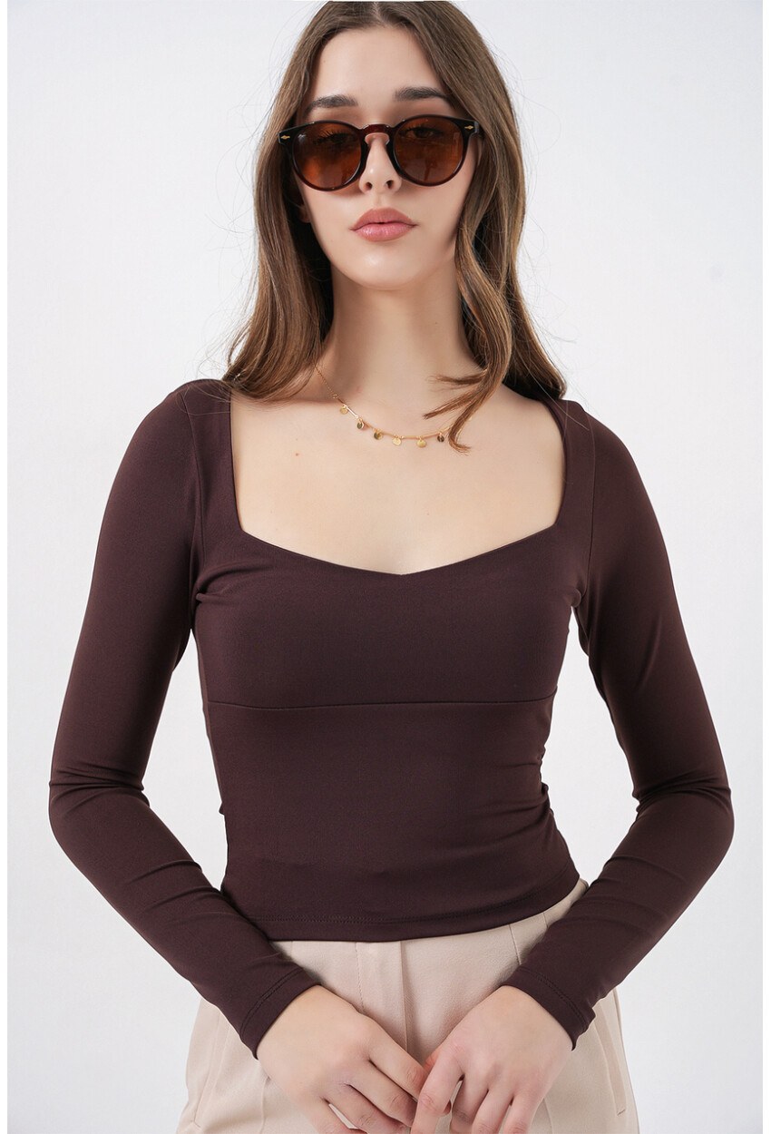 Kadın Kare Yaka Slim Fit Bluz 986