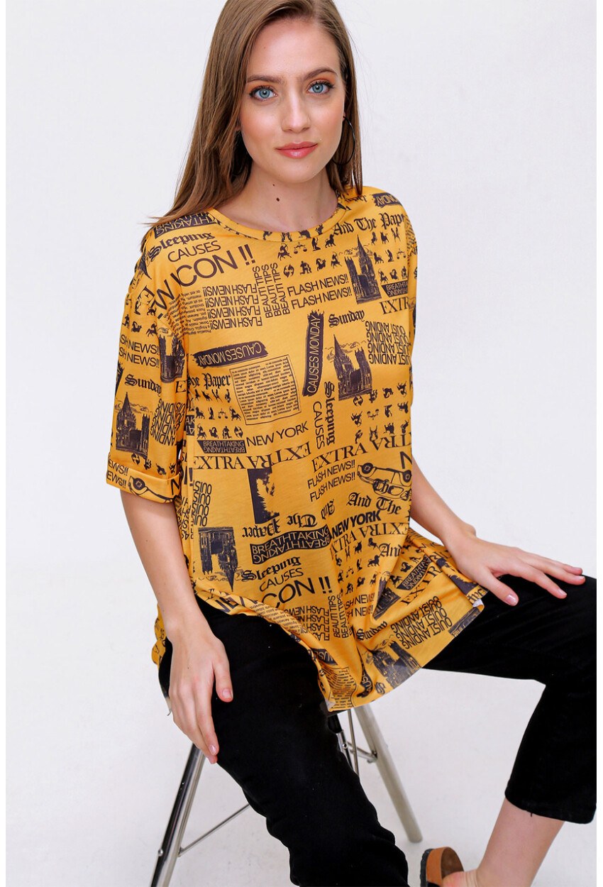 4299 Gazete Baskılı Oversize Tshirt