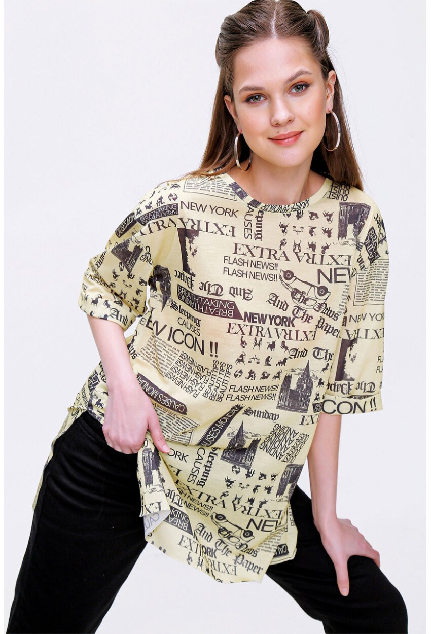 4299 Gazete Baskılı Oversize Tshirt