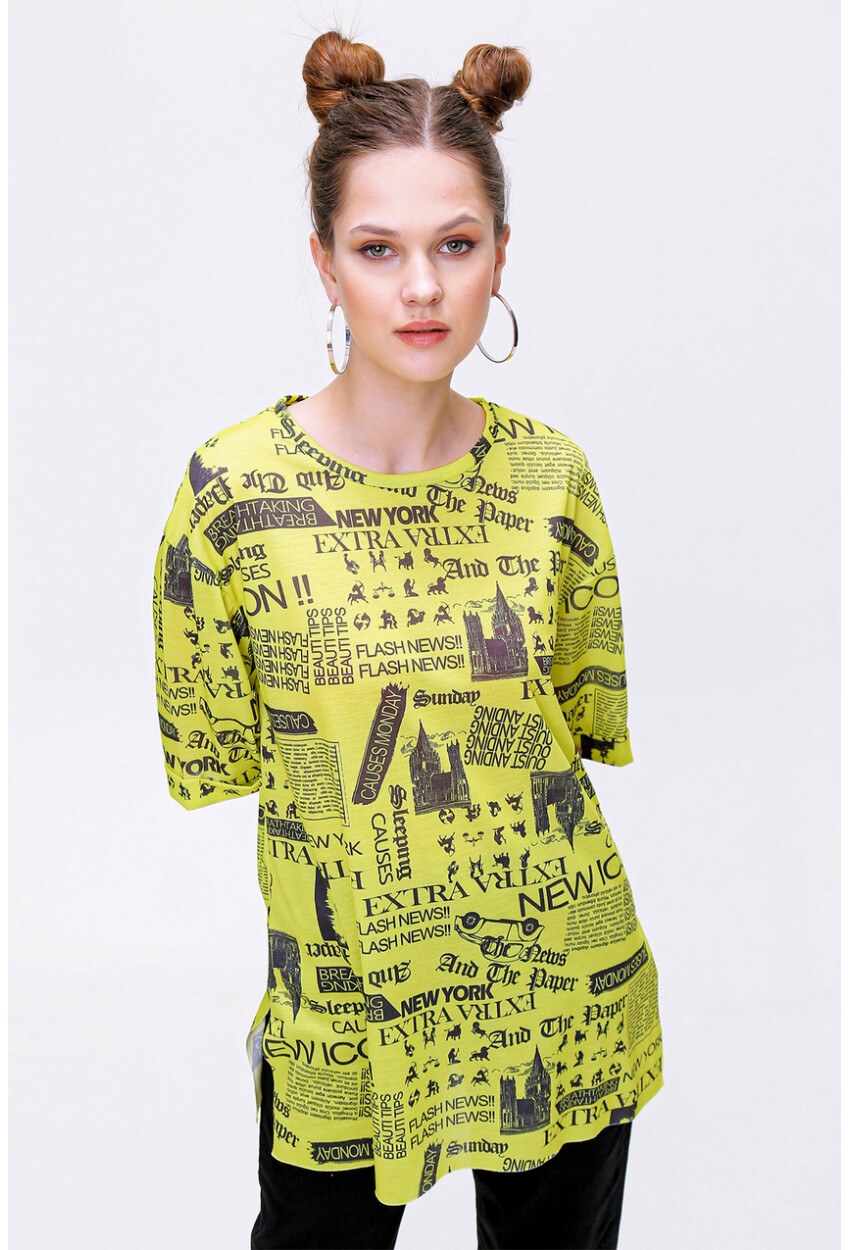 4299 Gazete Baskılı Oversize Tshirt