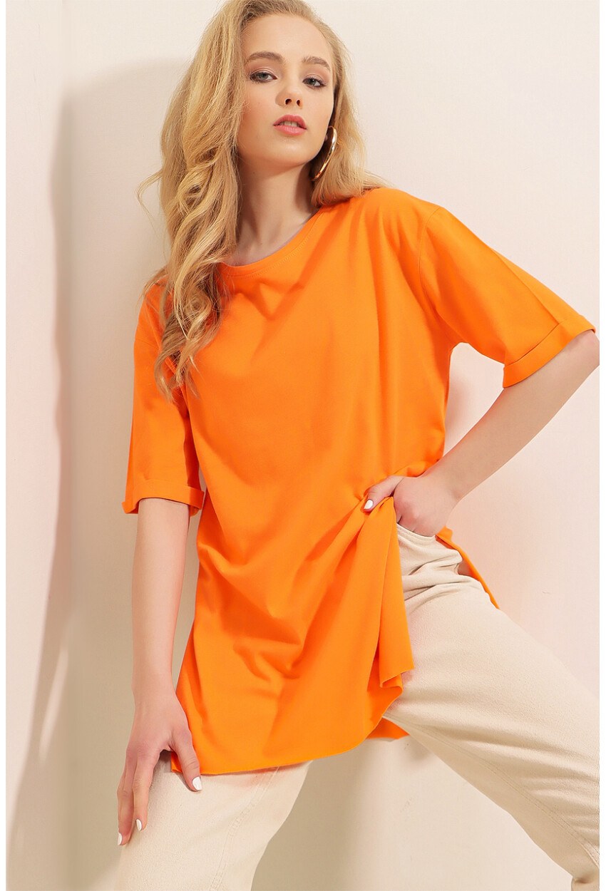 4123 Yırtmaçlı Oversize Tişört