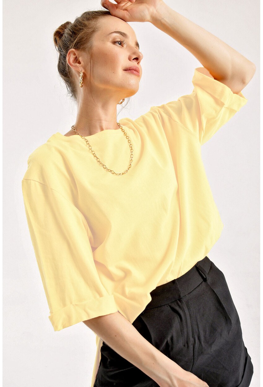 4123 Yırtmaçlı Oversize Tişört