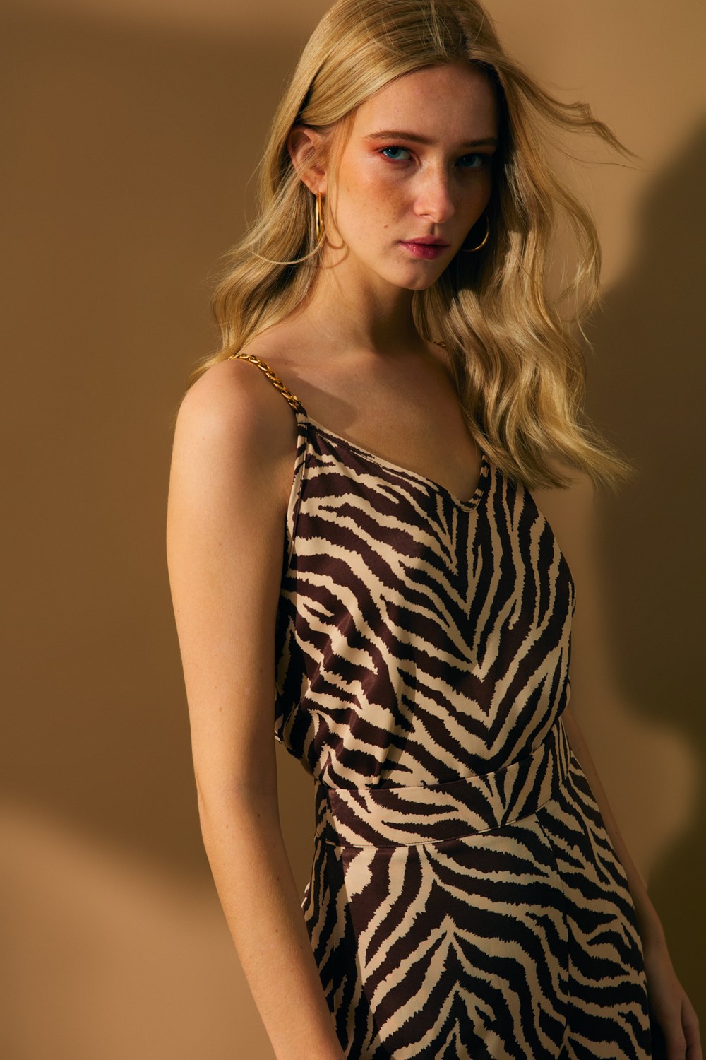 Desenli Saten Bluz - Kahve