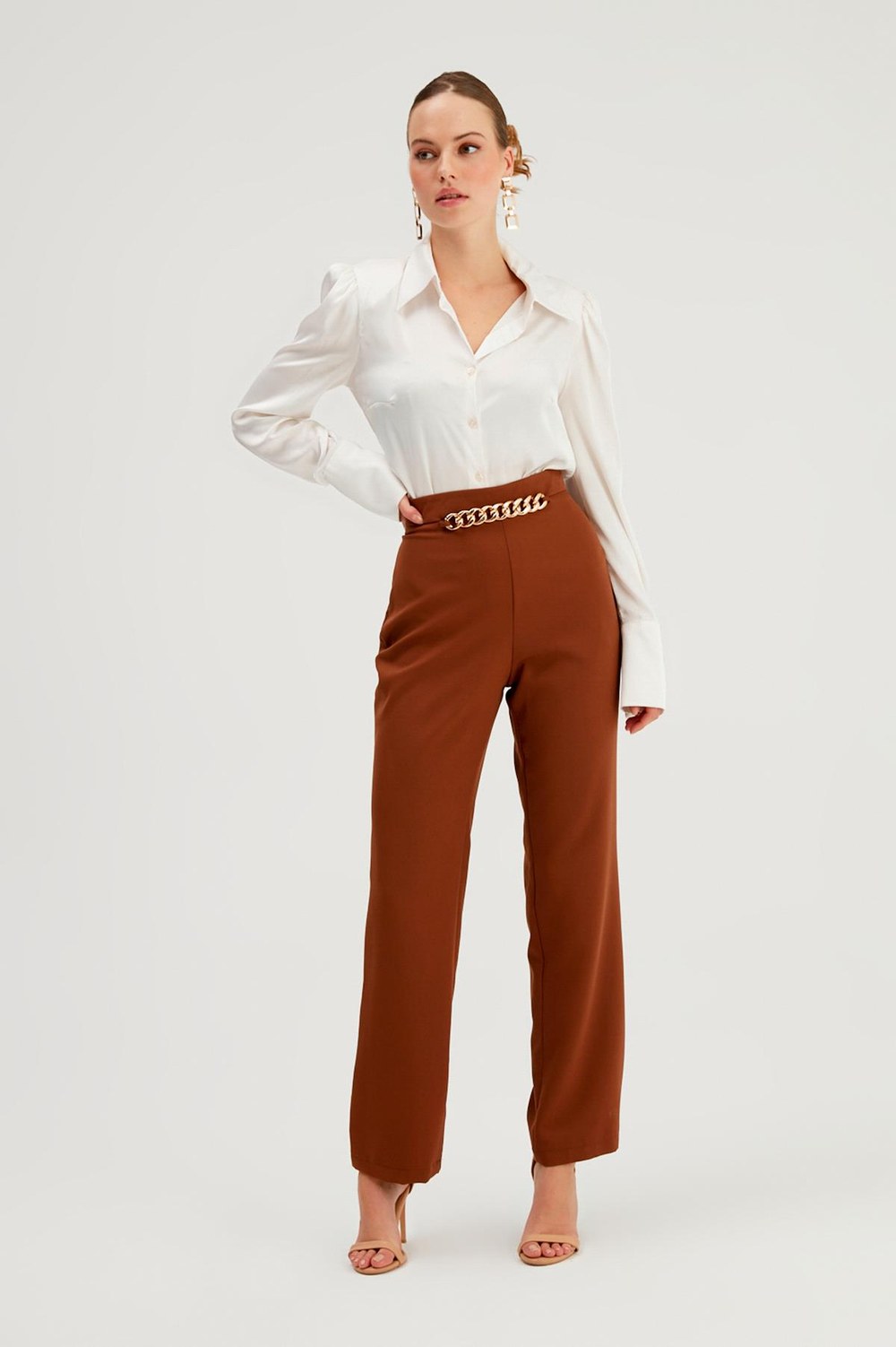 Zincir Detaylı Pantolon - Kahve