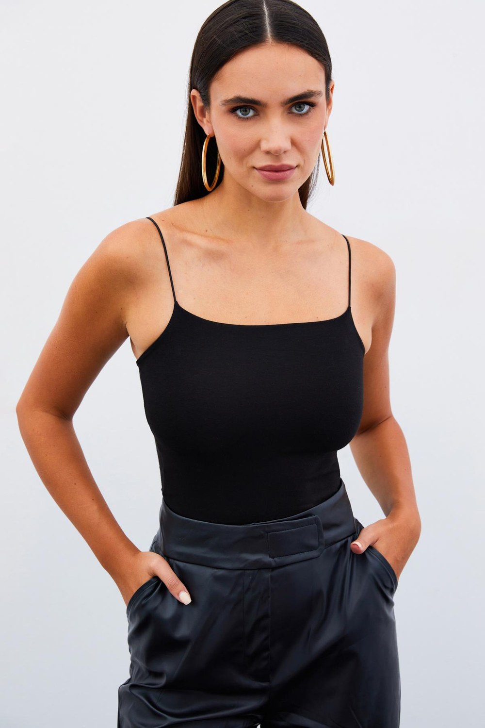 İp Askılı Crop Bluz - Siyah