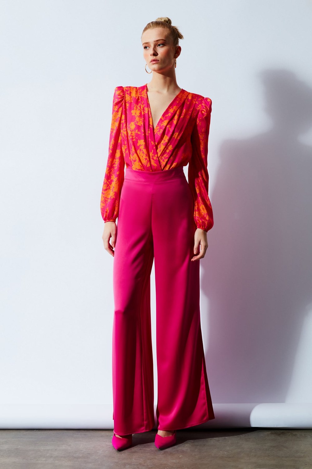 Yırtmaç Detaylı Saten Pantolon - Fuşya