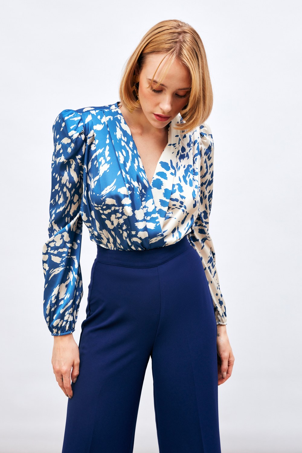 Desenli Kruvaze Bodysuit Bluz - Mavi