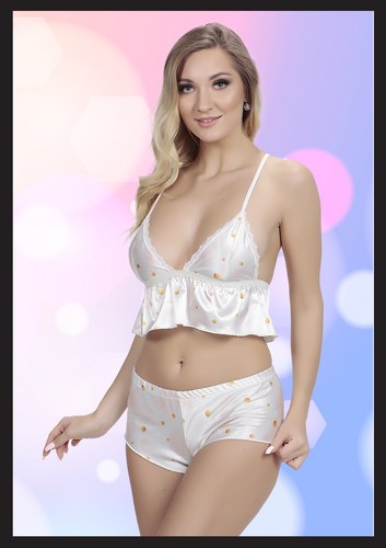 She 2027 Erotik Takım
