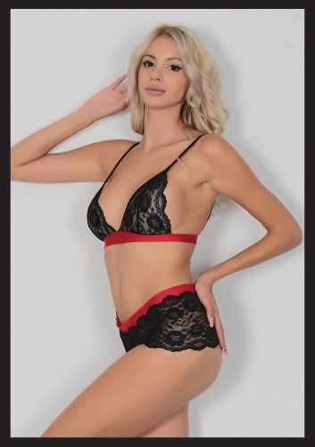 She 2106 Erotik Takım