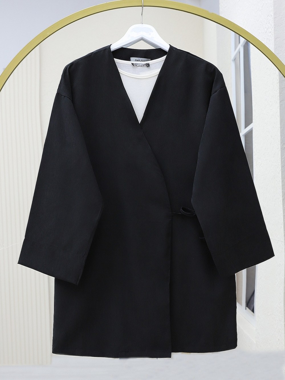 Çift Bağlamalı V Yaka Kimono -Siyah