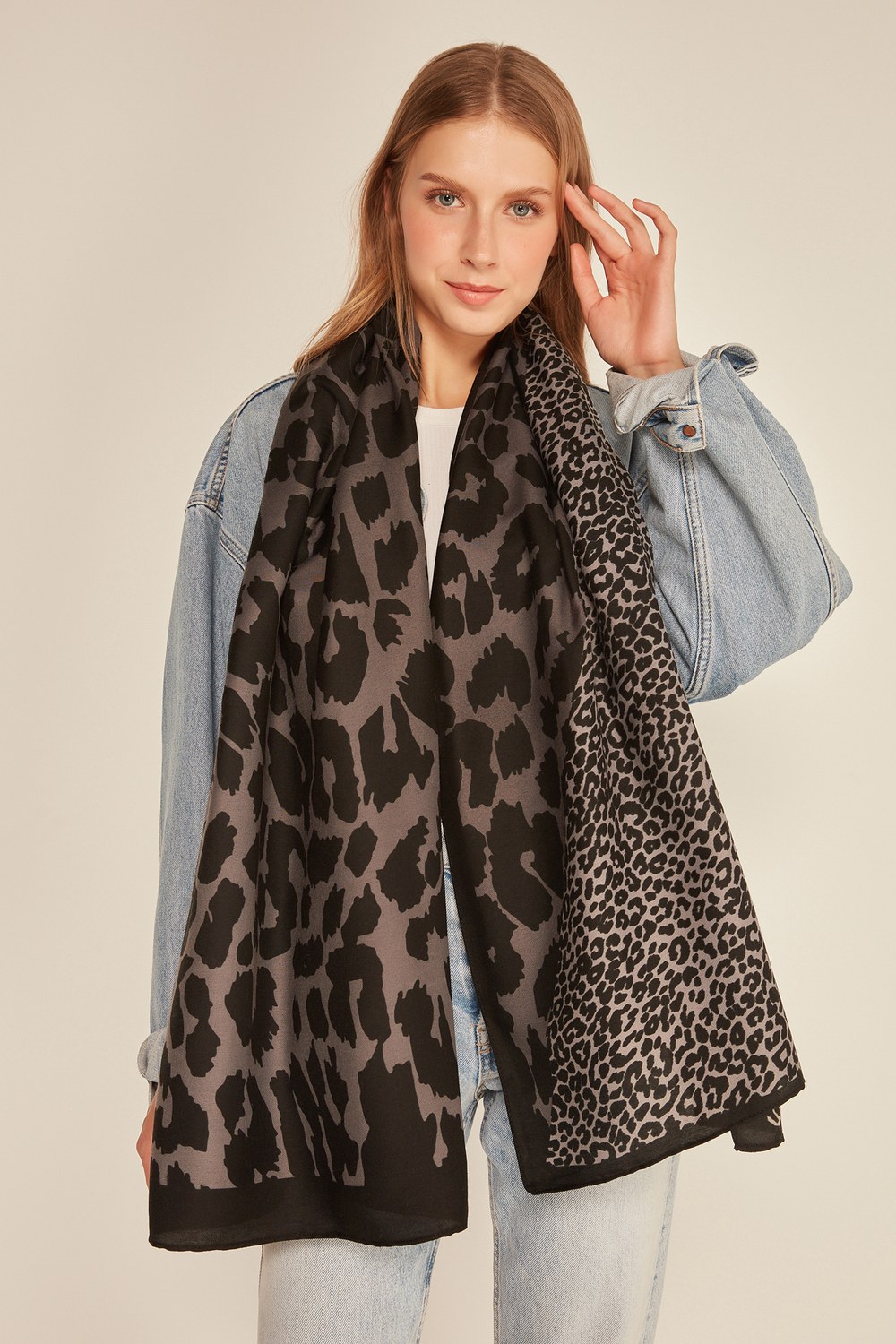 13955 Patchwork Leopar Desenli Siyah Yumuşak Dokulu Şal