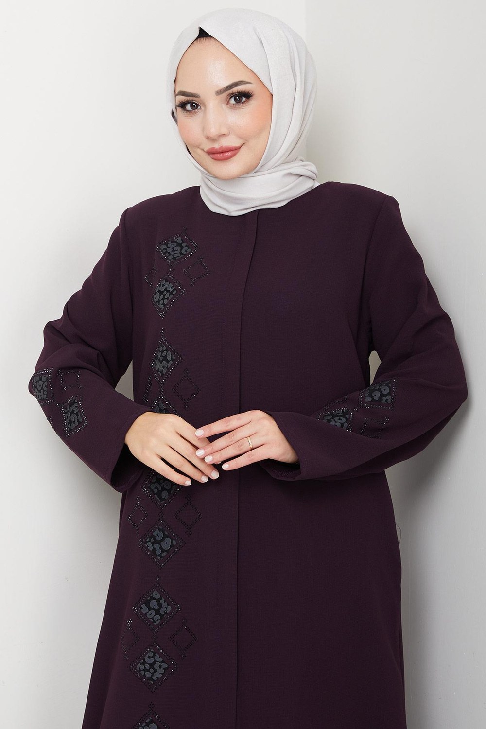 Deri İşlemeli Ferace Mürdüm HM2849