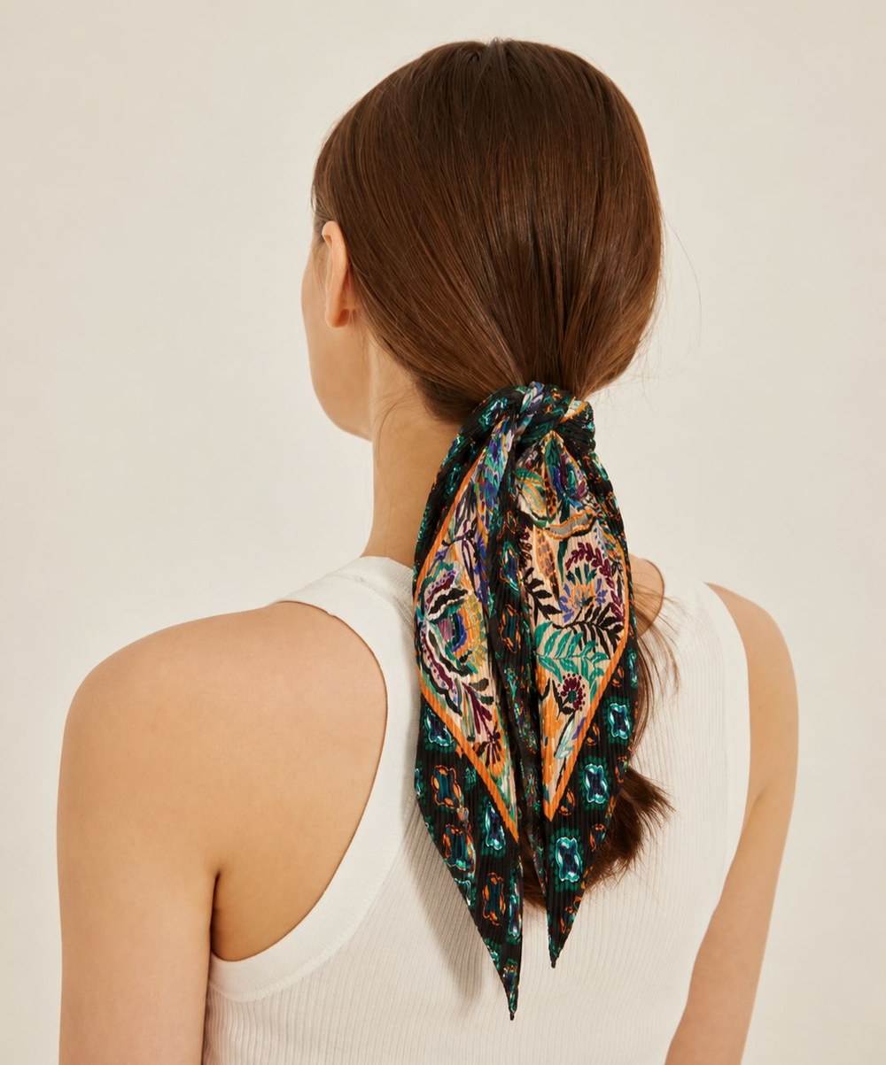 13943-1 Pliseli Etnik Desenli Safran Saten Bandana Fular 50x50 Cm