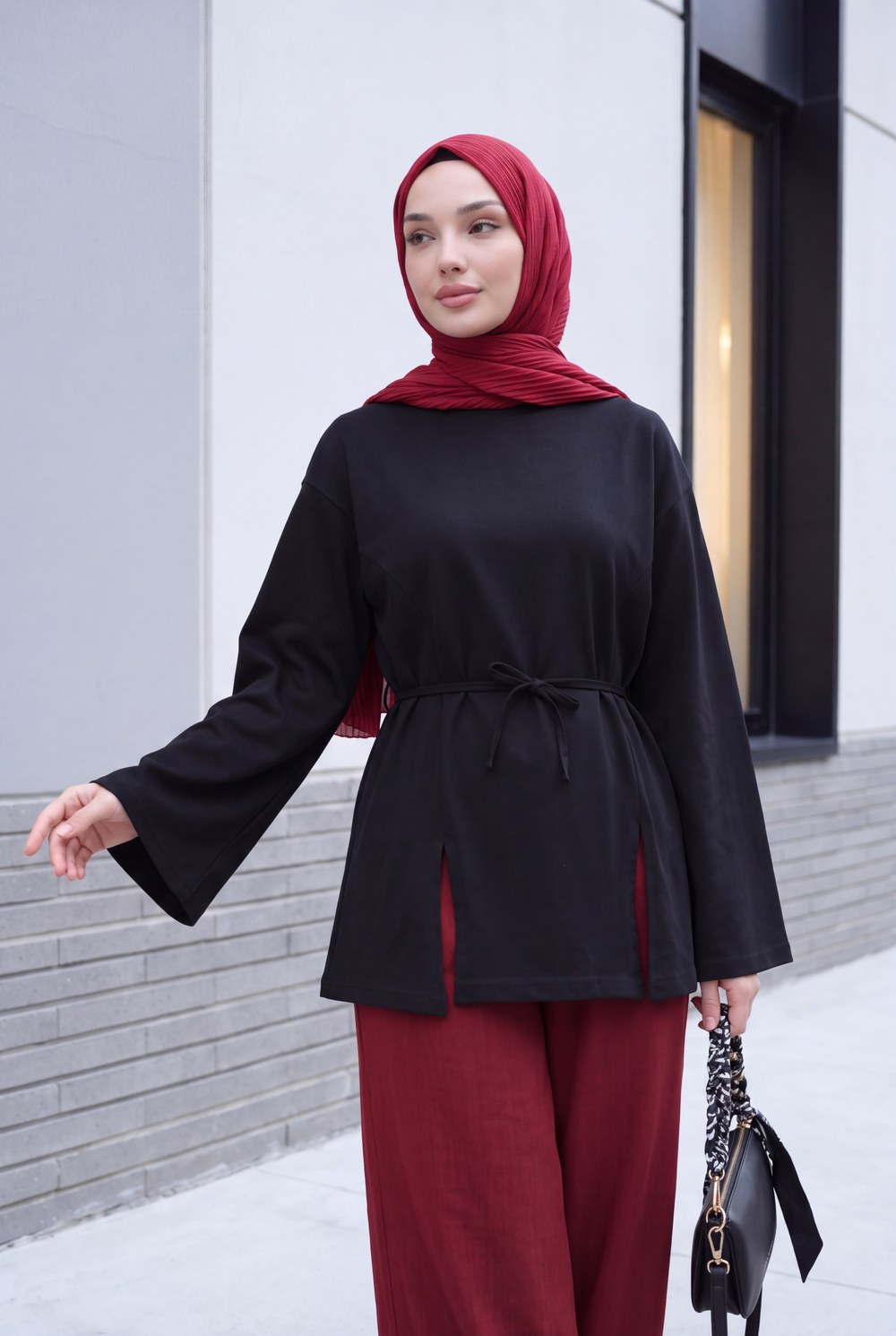 Beli Bağlamalı Yırtmaçlı Penye Tunik -Siyah